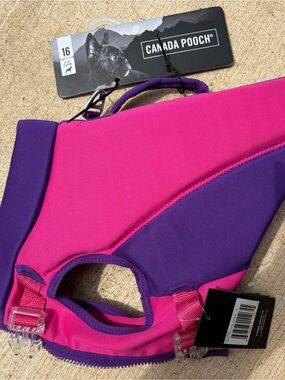 Canada Pooch Pink & Purple Dog Life Jacket size 14